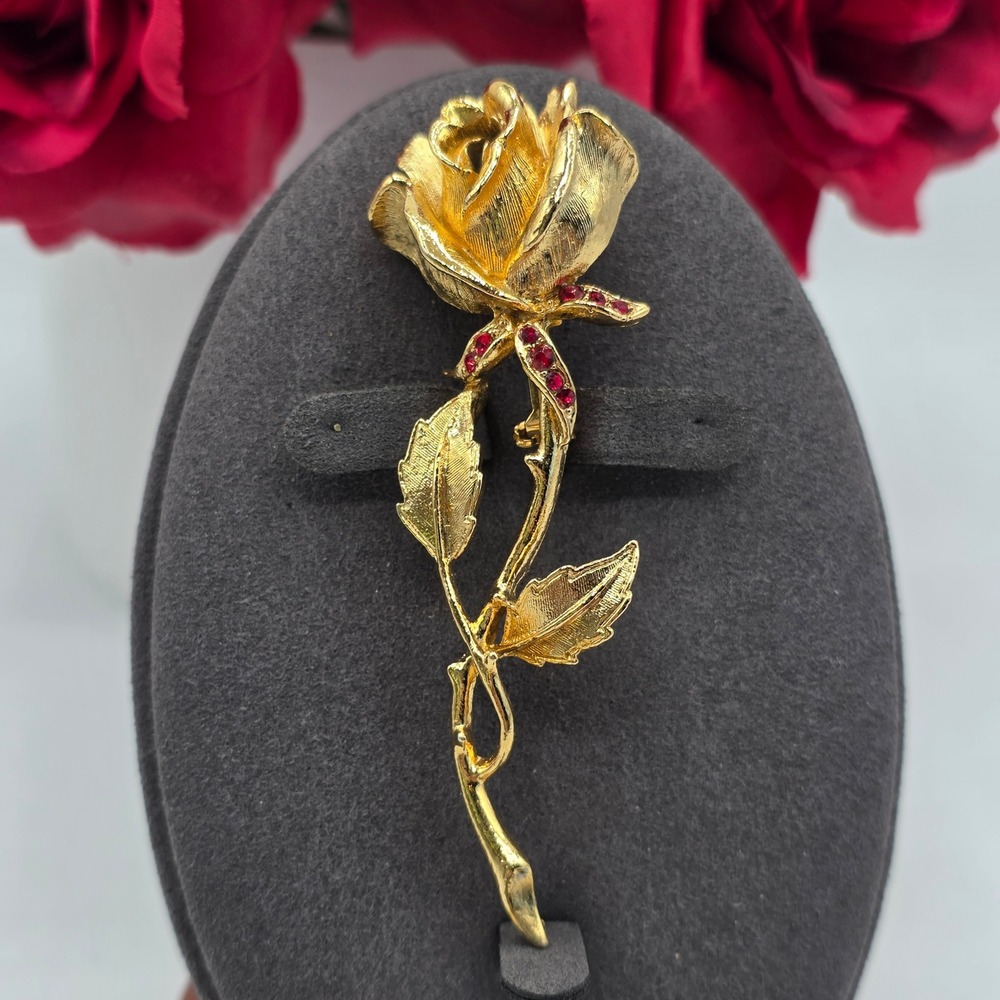 Gerrys Vintage Gold Tone Long Stem Rose Brooch Red Rhinestone Floral Pin